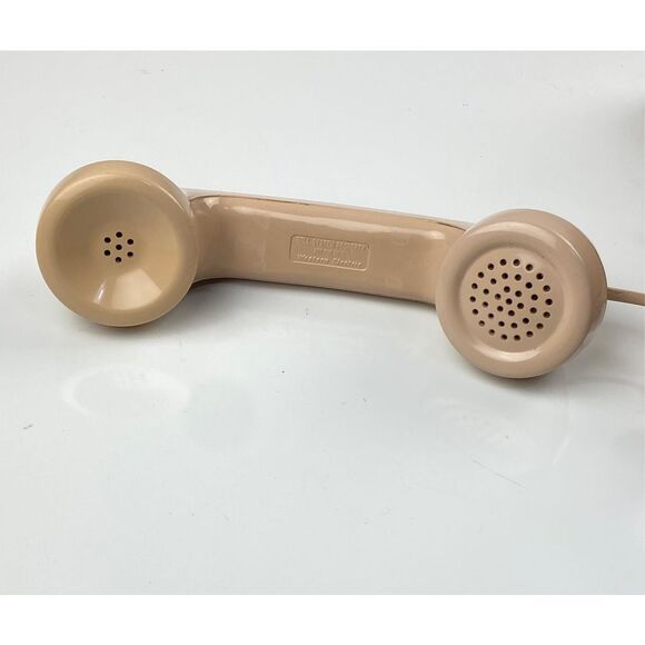 Vintage Western Electric Bell System Touch Tone Desk Telephone Beige 2500DM AG23 - Picture 7 of 9